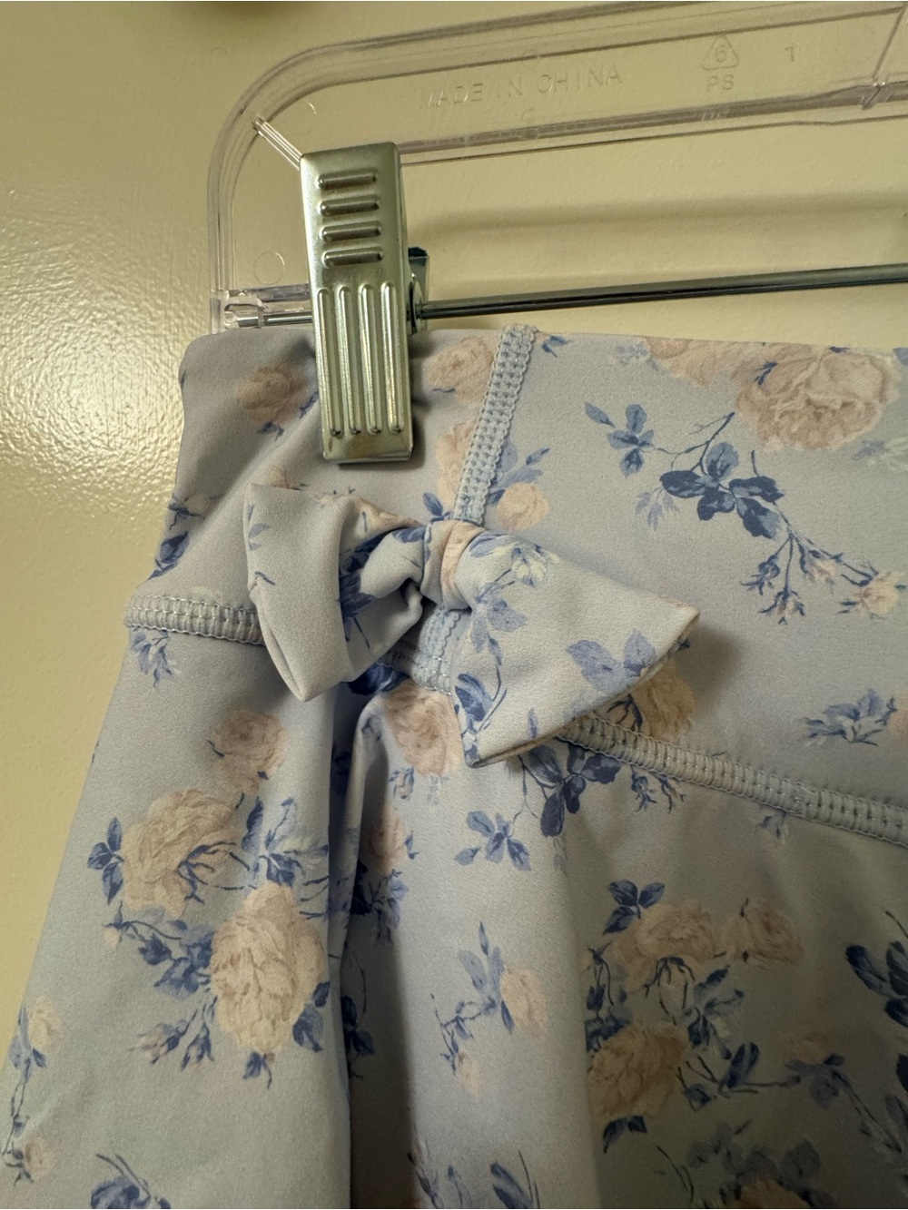 LoveShackFancy Corene bow floral active skort.  Size M - Picture 4 of 7